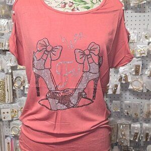 Chic Coral Graphic Tee with Bow Design